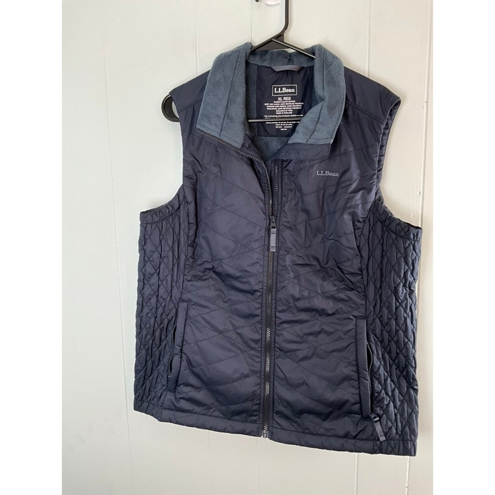 LL Bean Women XL Navy Blue Quilted Puffer Vest Fleece Lined 510338 Recycled